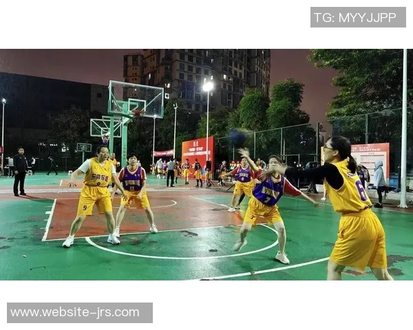 北京紫禁勇士迎战南京队全力争胜展现篮球激情与团队精神